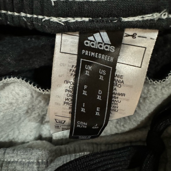 Adidas women’s sweatpants - Picture 2 of 3